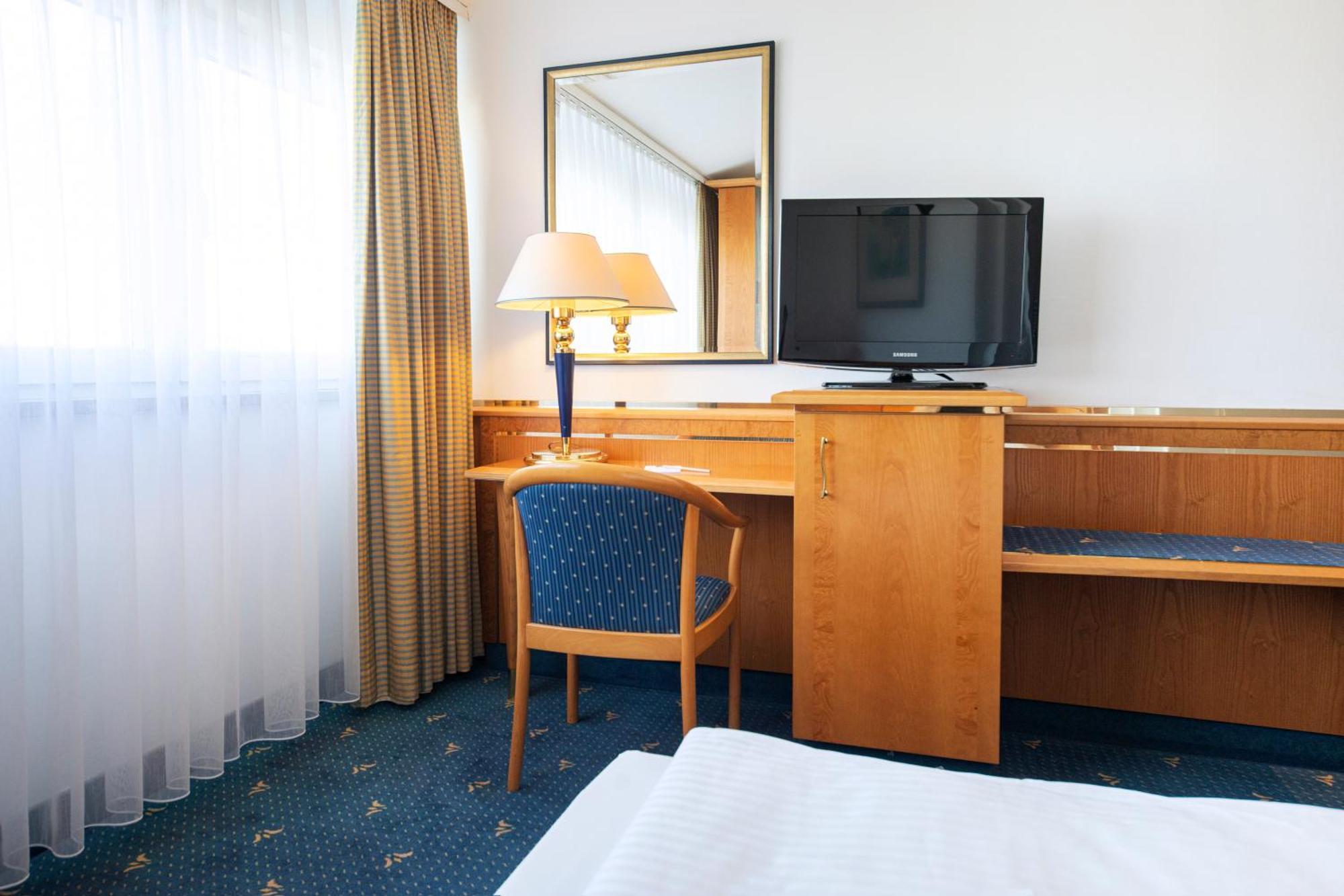 Achat Hotel Magdeburgo Exterior foto